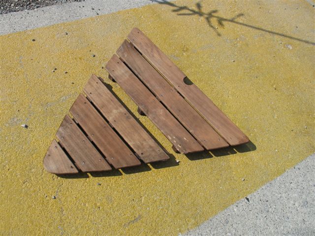 [Immagine: 201077102358_foto 011.jpg]